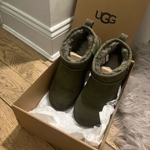UGG Dark Olive Ultra Minis Classic